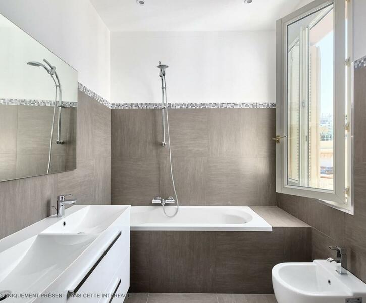 Azur Eden 220 7.7