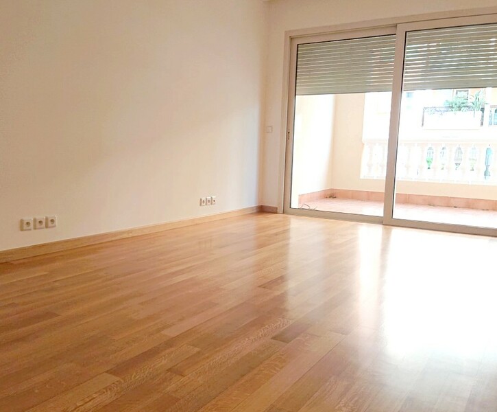 5 pièces Memmo Center-Fontvieille