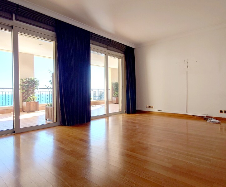 Unique !!! Penthouse avec piscine privée-Fontvieille