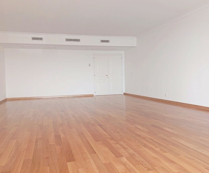 5 pièces Memmo Center-Fontvieille